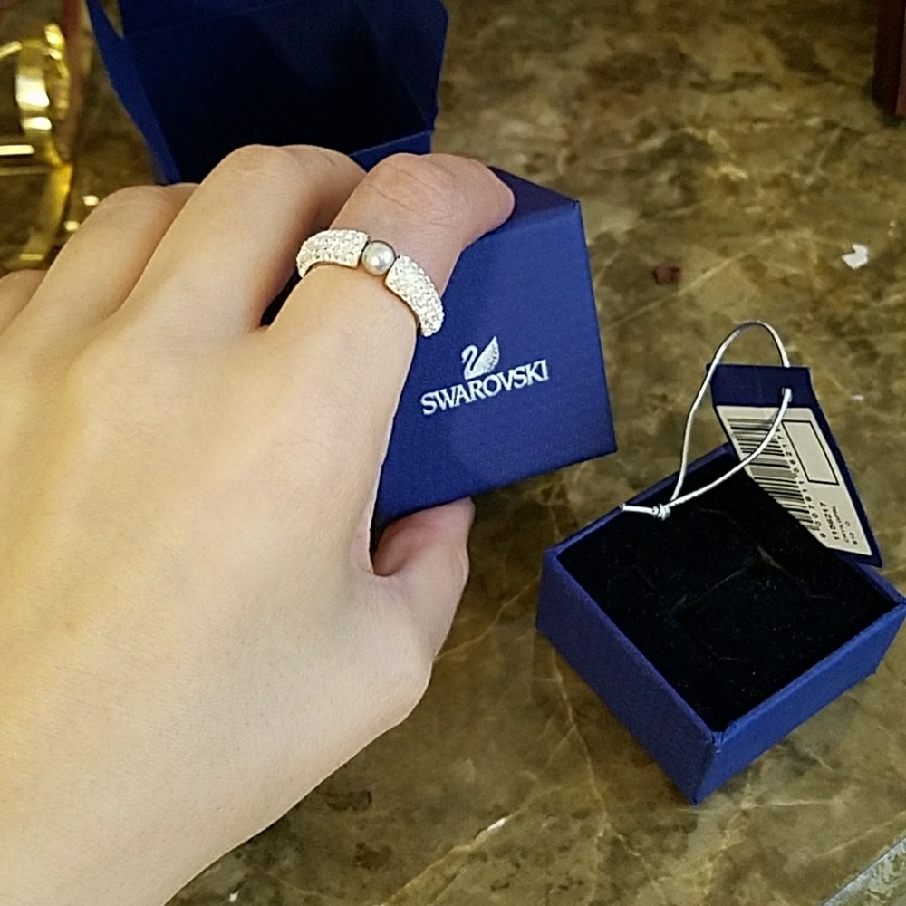 Swarovski ring